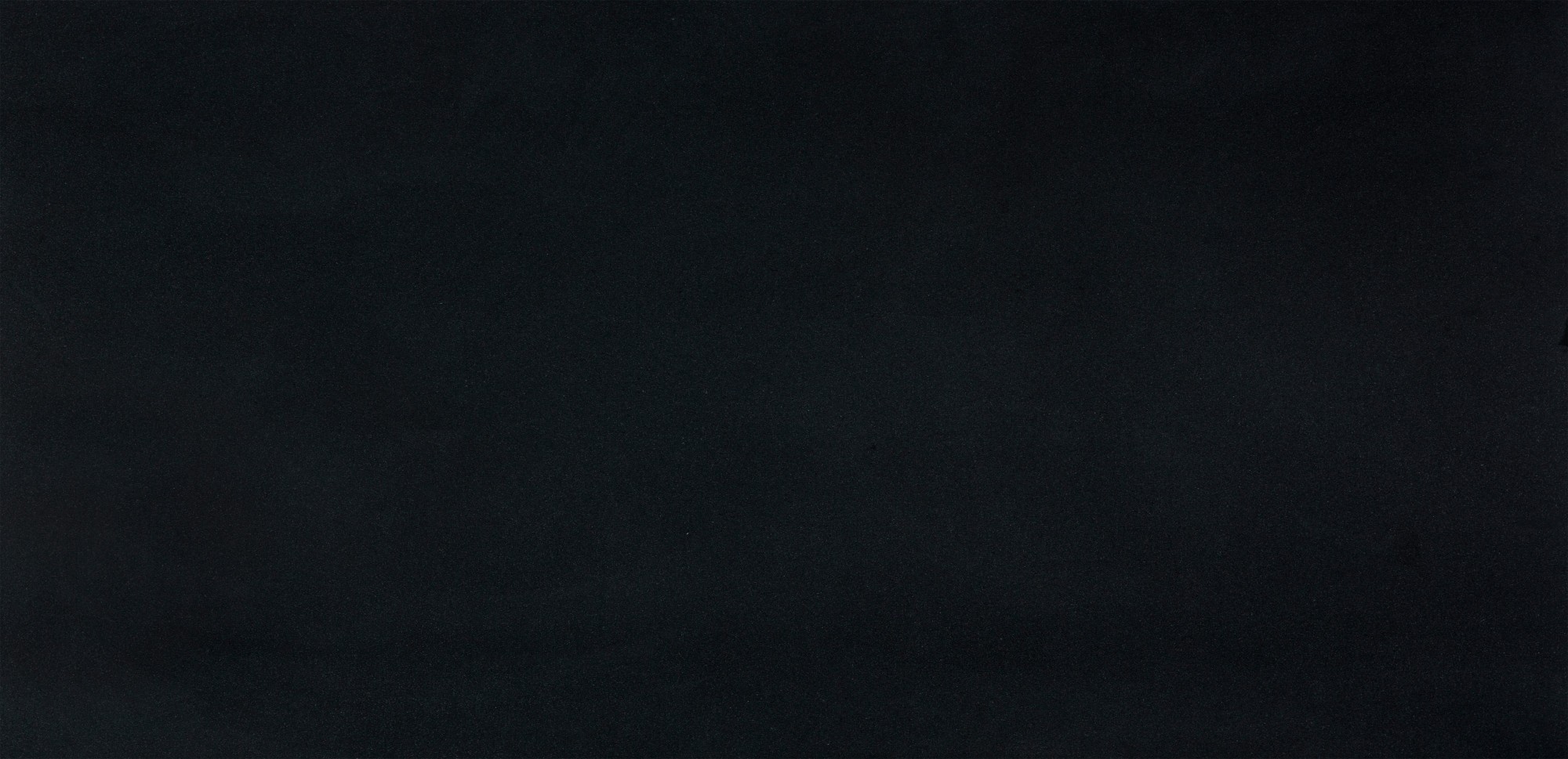 Épaisseur et finition de tranche du coloris Moak Black