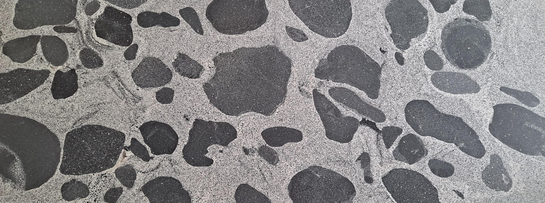 Épaisseur et finition de tranche du coloris Dalmata