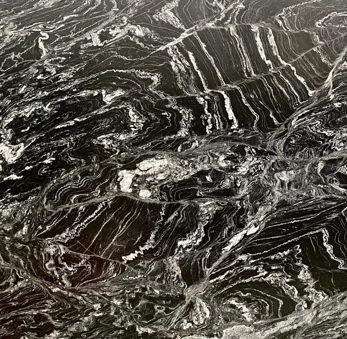 Echantillon d'image du coloris : Noir Caos