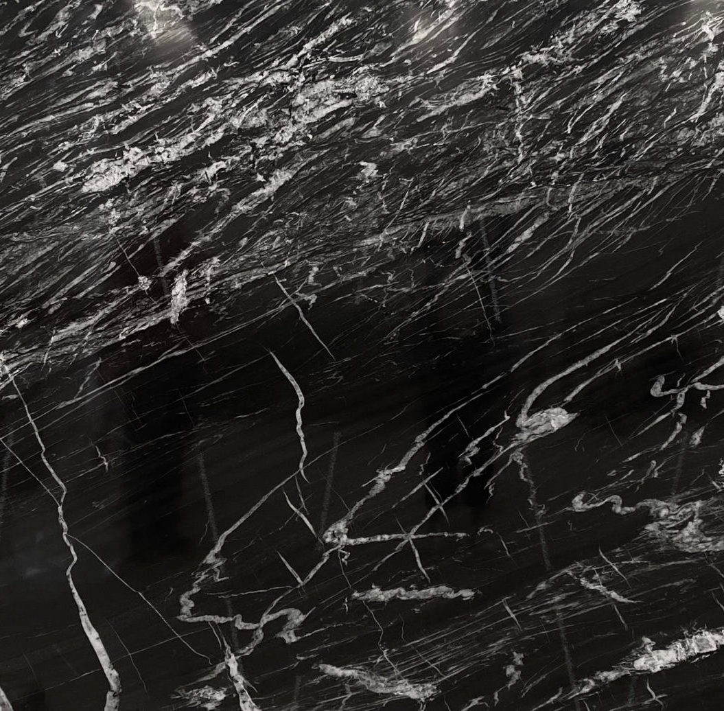 Echantillon d'image du coloris : Electric Black