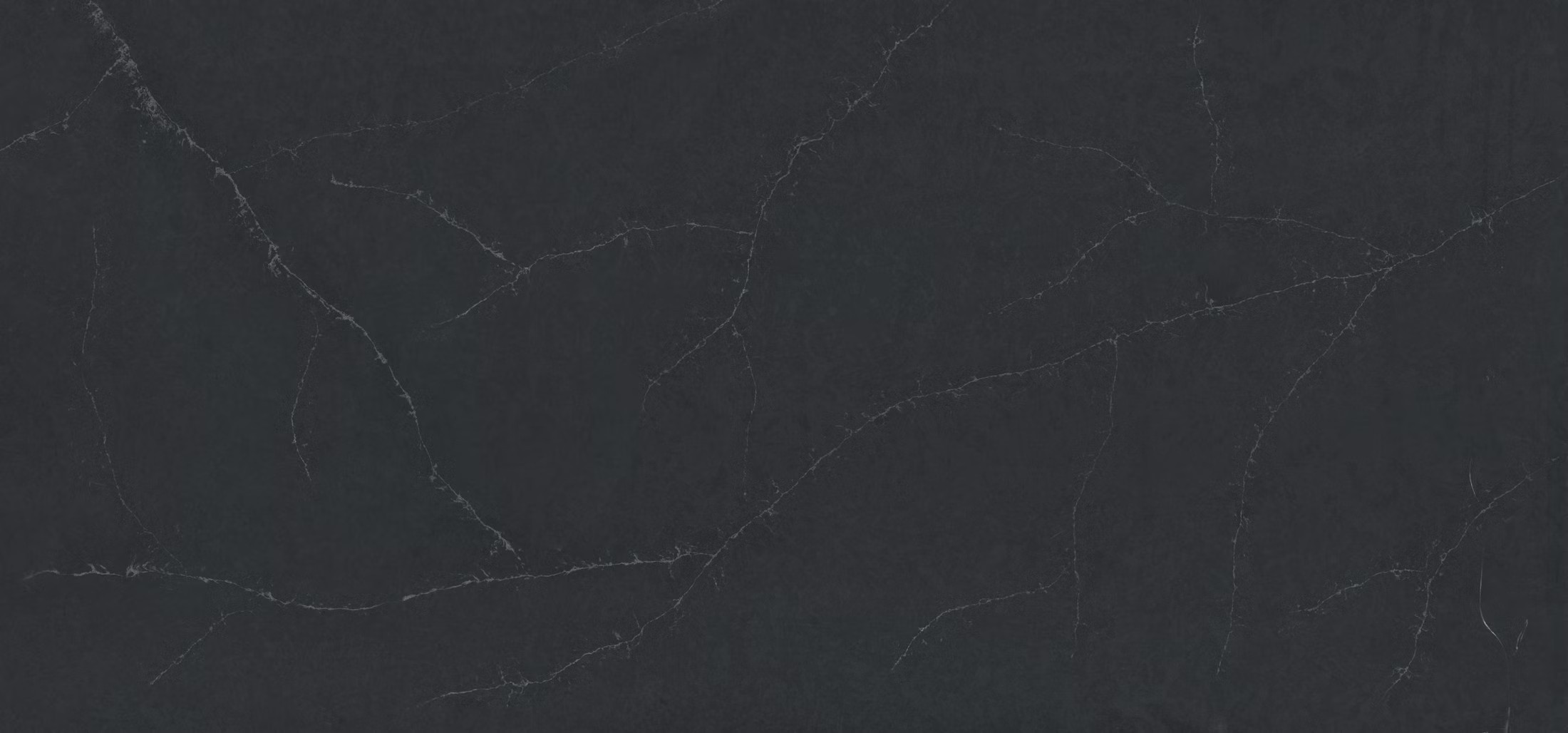 Épaisseur et finition de tranche du coloris Charcoal Soapstone